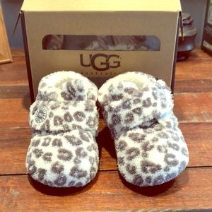 Baby Ugg booties!